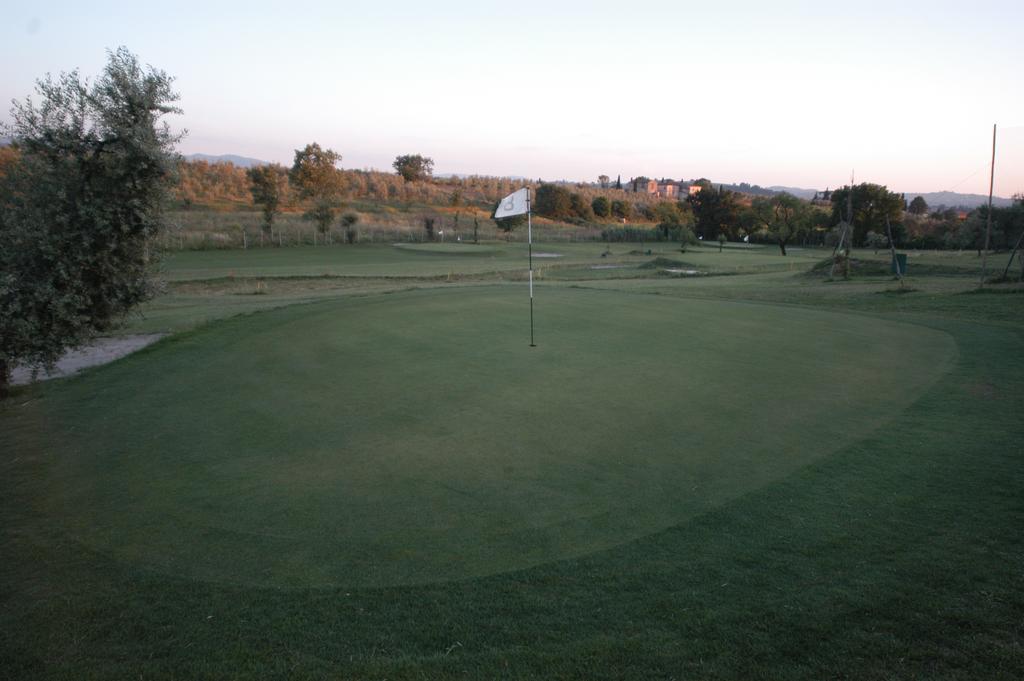 באנו א-ריפולי Residence Golf Club Ristorante Centanni מראה חיצוני תמונה